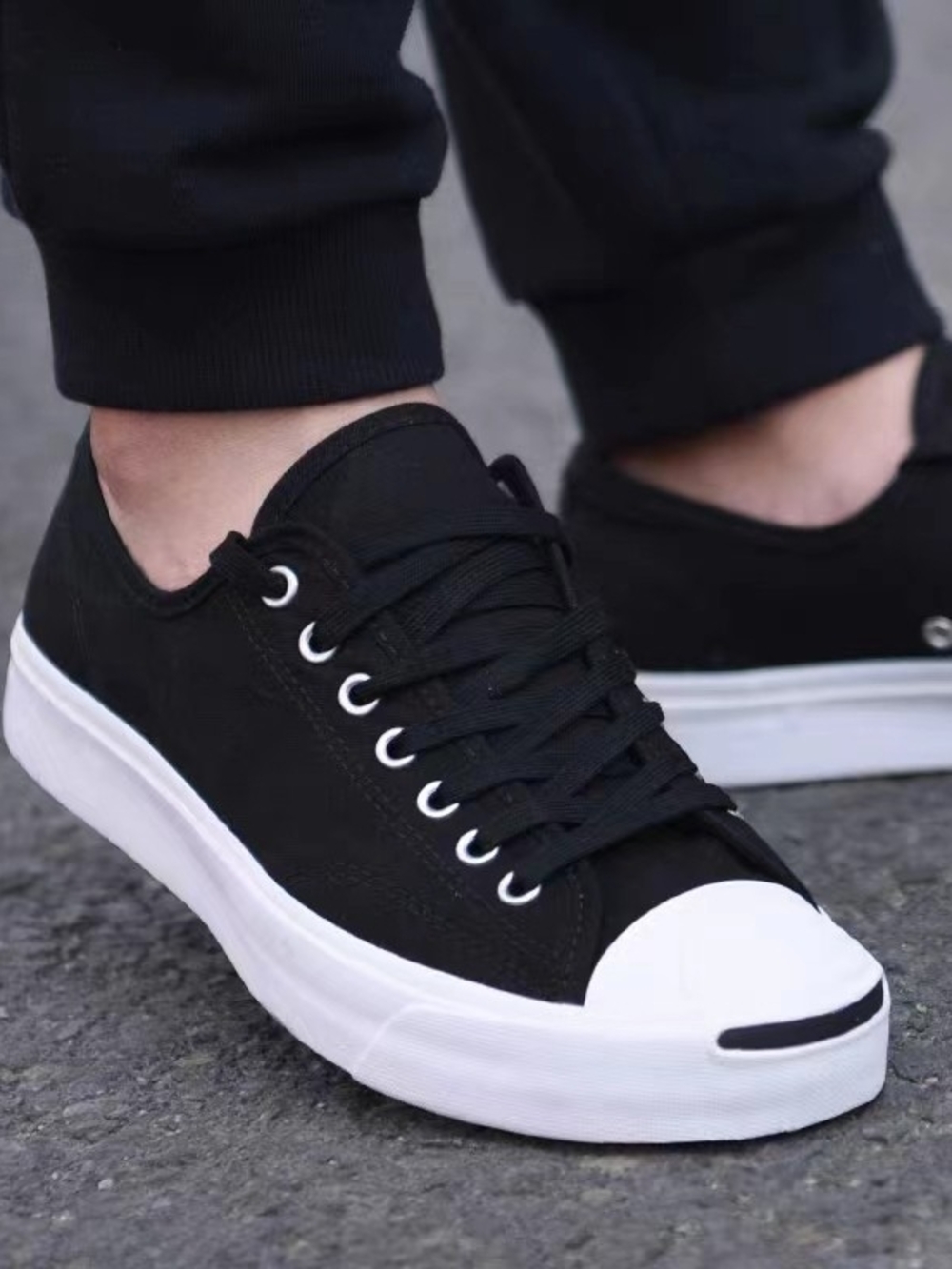 Converse Jack Purcell  Black Leather  Low-Top Sneakers Size 5.5